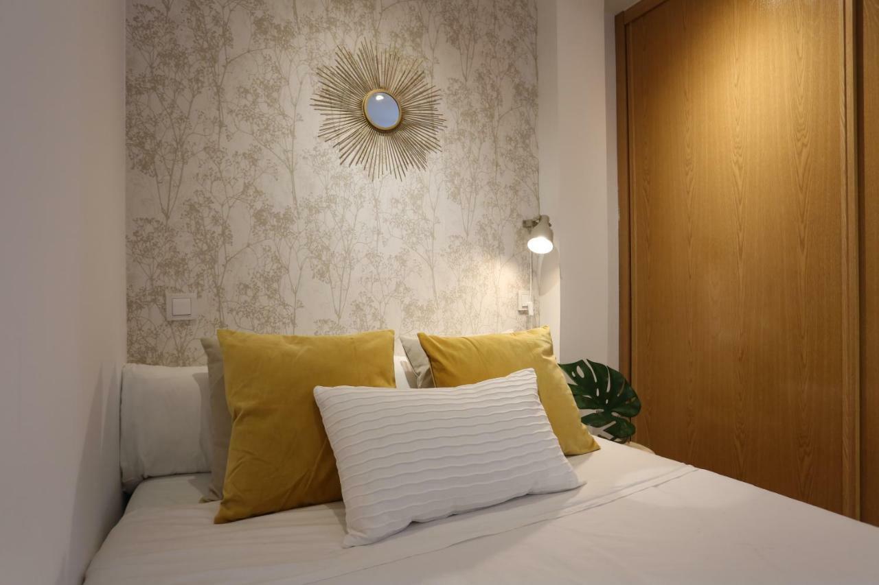 Apartamento ATOCHA 6px Rodeados de Arte Madrid Exterior foto